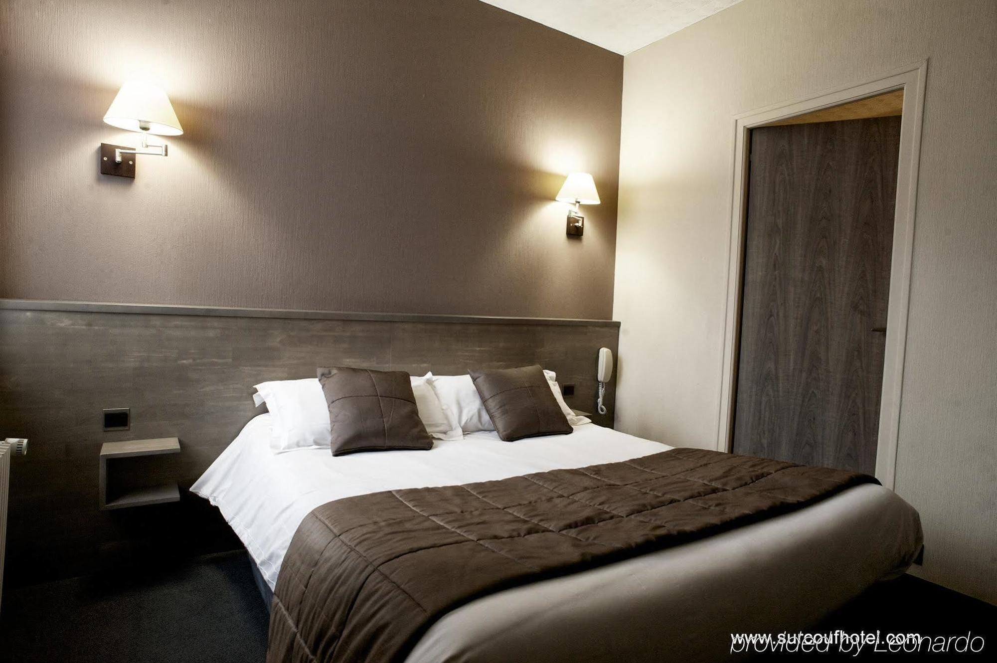 Brit Hotel Le Surcouf Сен-Мало Экстерьер фото